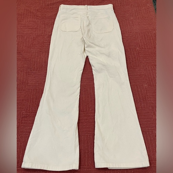 GAP Women's size 29 / 8 Wide Leg Cream corduroy jeans with flat front pockets - Picture 11 of 14